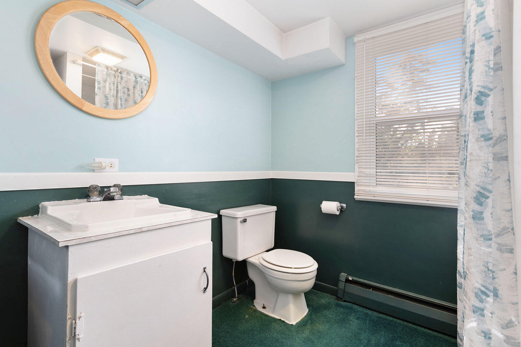 5587 Mt Olivet Road Kalamazoo, MI 49004 - Photo 26 of 33 Upstairs FULL BATH