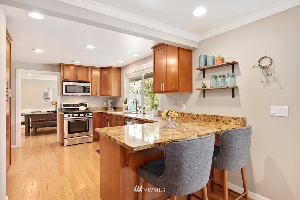 16138 Southeast 145th Place Renton, WA 98059 - Photo 14 of 40 Gallery Image 14