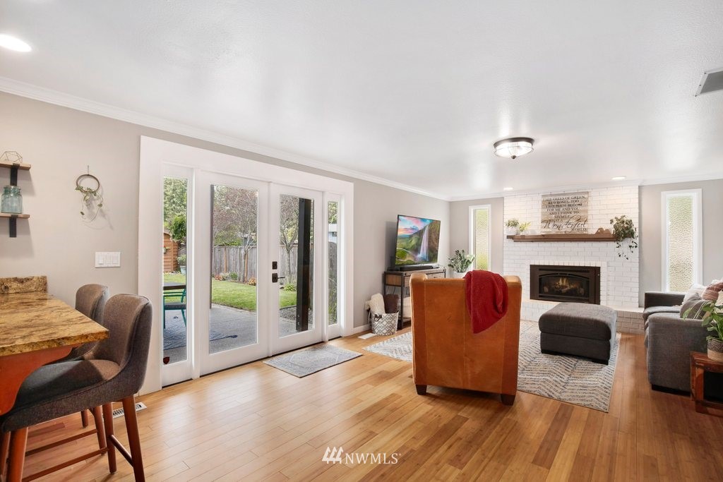 16138 Southeast 145th Place Renton, WA 98059 - Photo 9 of 40 Gallery Image 9