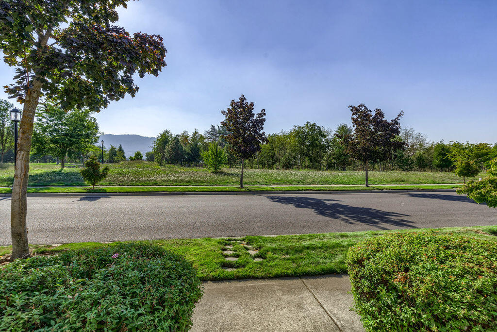 1034 Buck Point Street Central Point, OR 97502 - Photo 3 of 43 a view of outdoor space