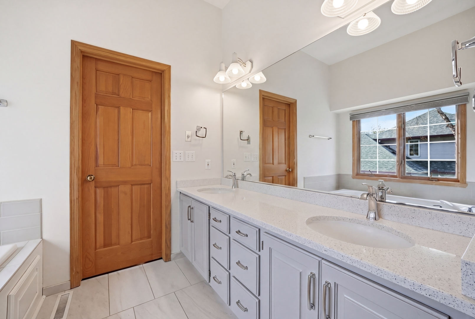 11497 Ridgecrest Drive Roscoe, IL 61073 - Photo 16 of 52