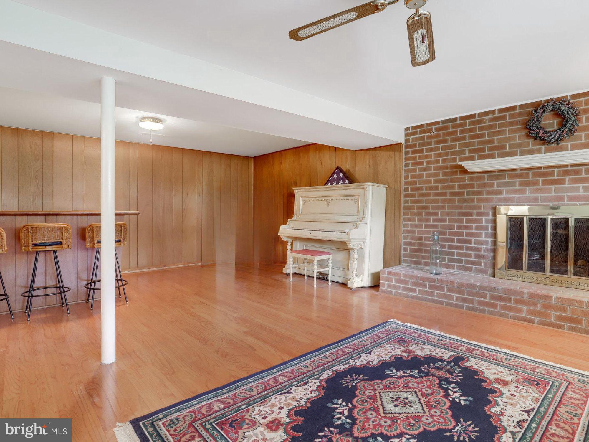 6900 Rolling Road Springfield, VA 22152 - Photo 12 of 18 Gallery Image 12