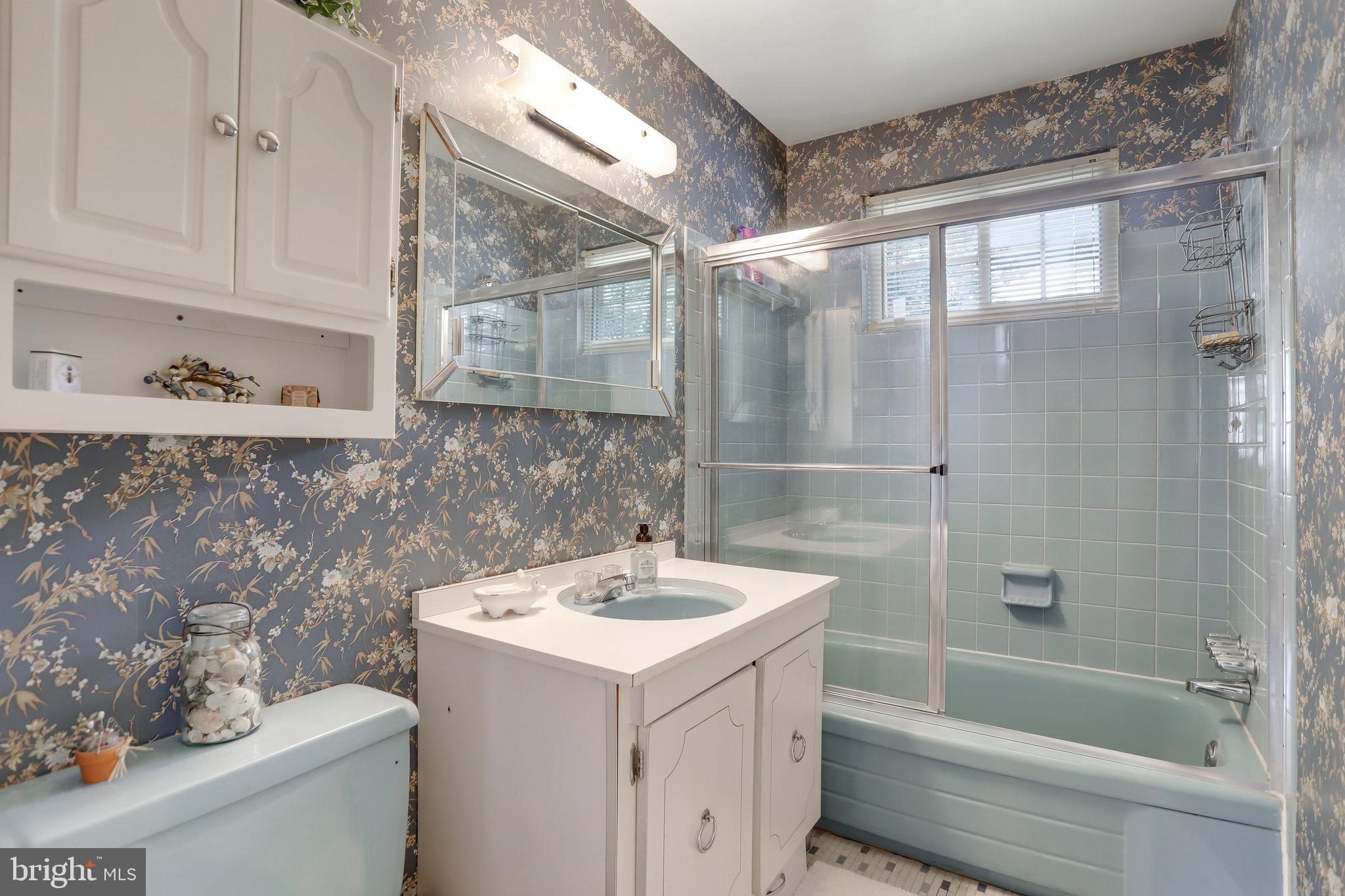 6900 Rolling Road Springfield, VA 22152 - Photo 16 of 18 Gallery Image 16