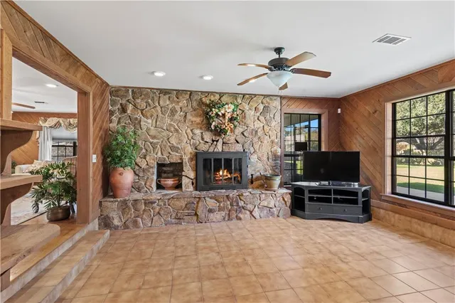 $899,500 | 106 Cambridge Drive, Belle Chasse, LA 70037