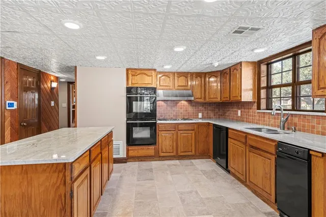 $899,500 | 106 Cambridge Drive, Belle Chasse, LA 70037