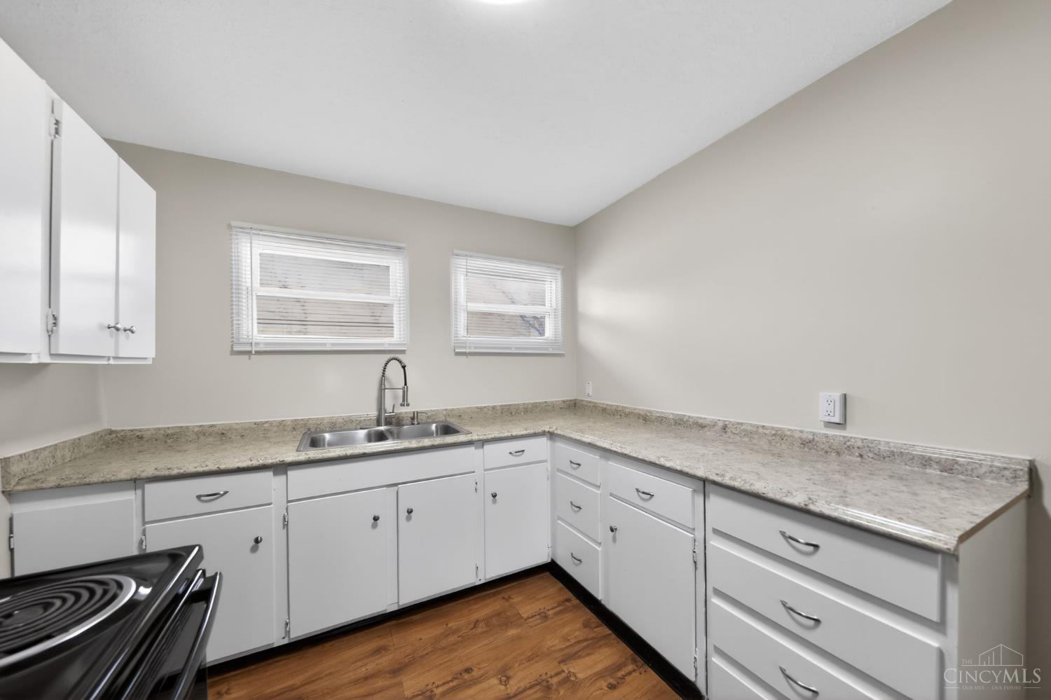9636 Pippin Road Cincinnati, OH 45231 - Photo 11 of 31 Gallery Image 11