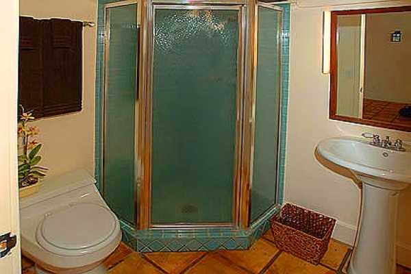 7463 B Koolau Road Kilauea, HI 96754 - Photo 17 of 21 a bathroom with a toilet and a sink