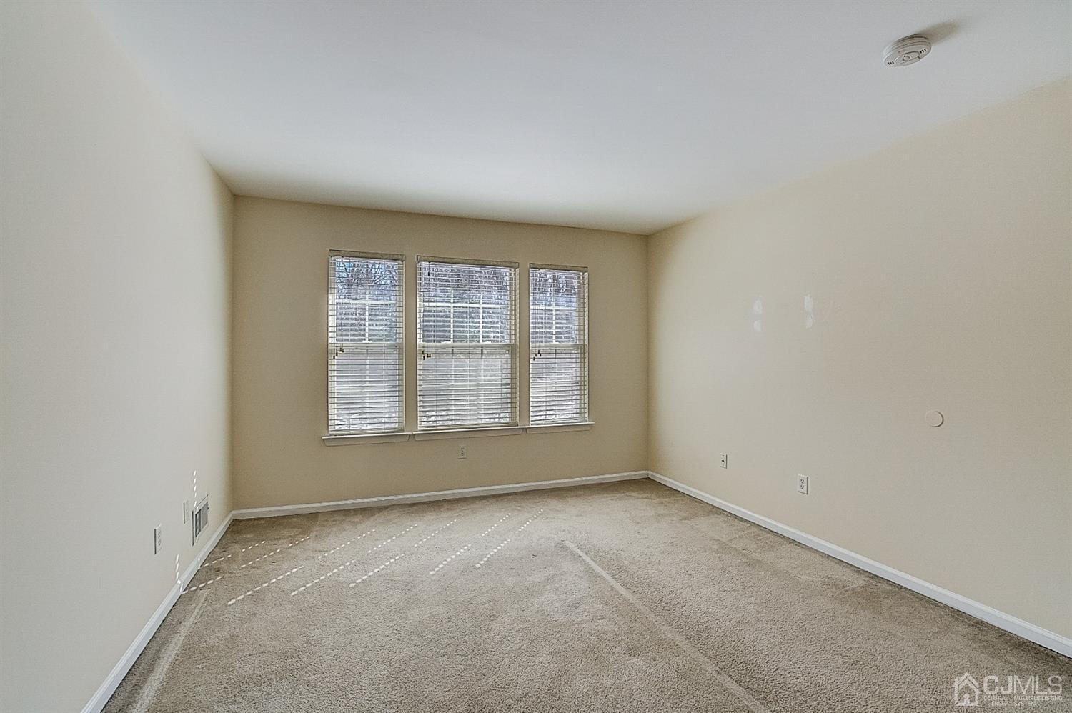 38 Hawthorne Road North Brunswick, NJ 08902 - Photo 12 of 26 an empty room with a window