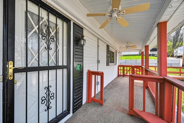 $184,900 | 5514 Pine Lane, Aurora, IN 47001