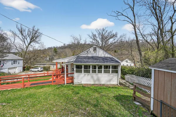 $184,900 | 5514 Pine Lane, Aurora, IN 47001