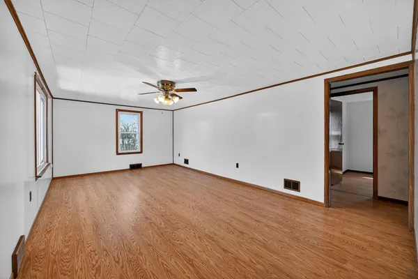 $184,900 | 5514 Pine Lane, Aurora, IN 47001