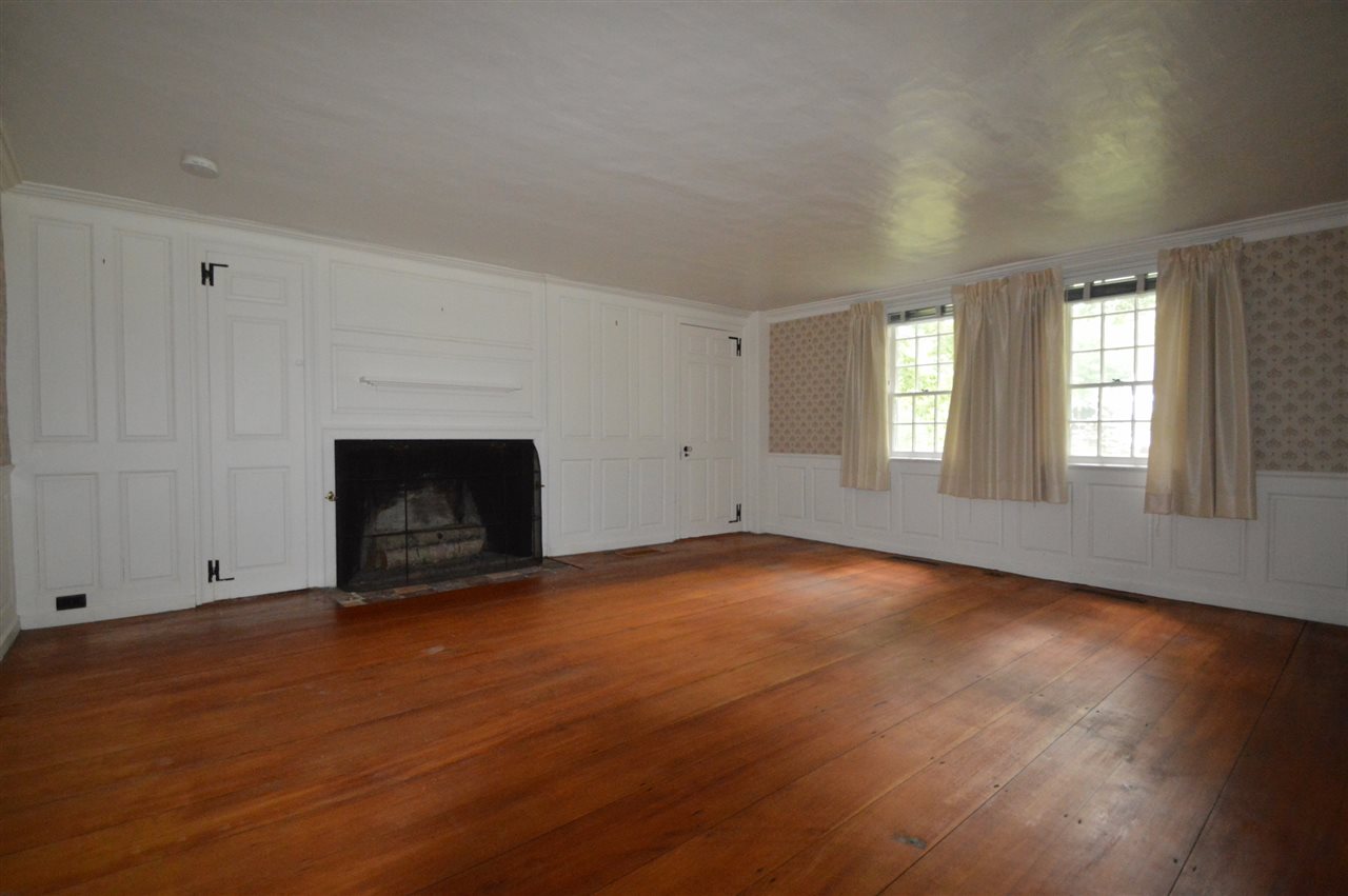 124 Governors Road Brookfield, NH 03872 - Photo 14 of 39