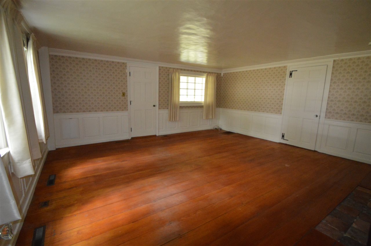 124 Governors Road Brookfield, NH 03872 - Photo 15 of 39
