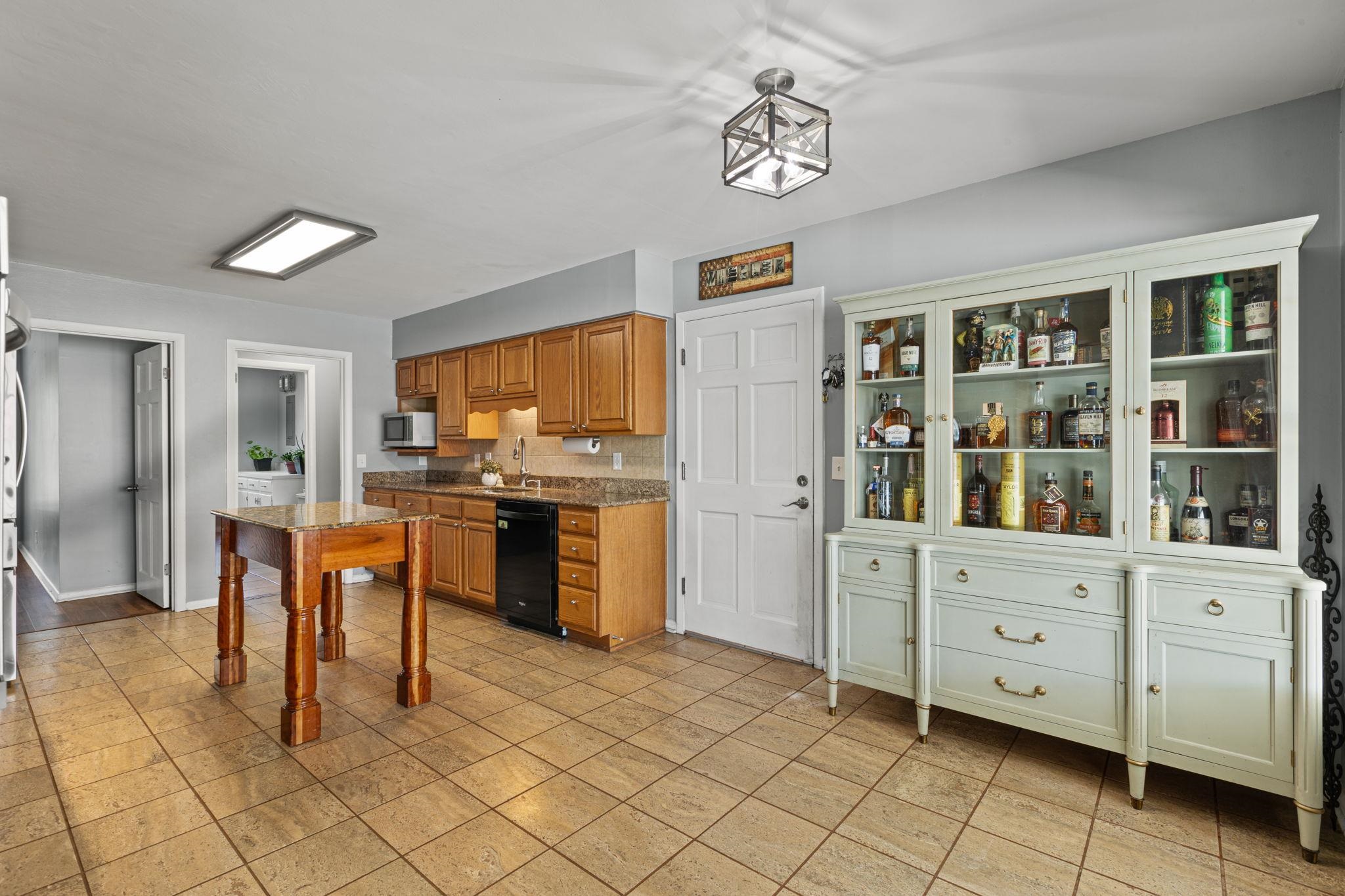404 Glenridge Road Perry, FL 32348 - Photo 8 of 64