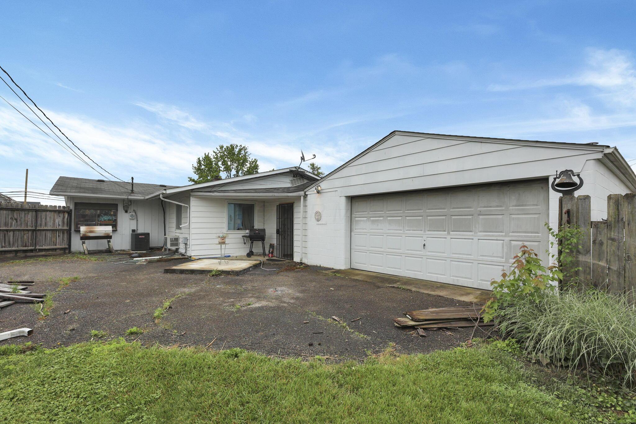 4969 Lockbourne Road Columbus, OH 43207 - Photo 27 of 32 large-01971c16-e26e-71a5-9910-16391535ab