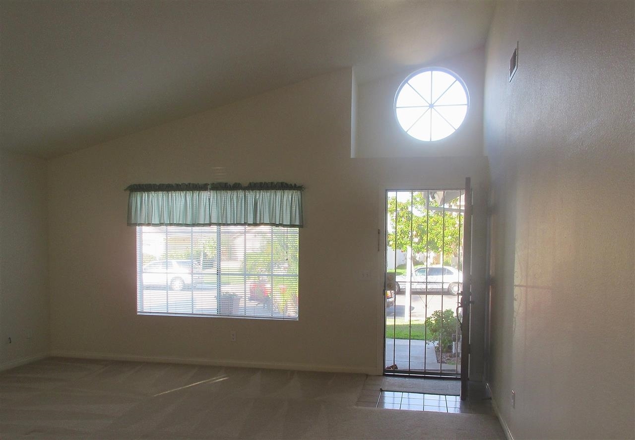 1964 Rue Michelle Chula Vista, CA 91913 - Photo 3 of 15