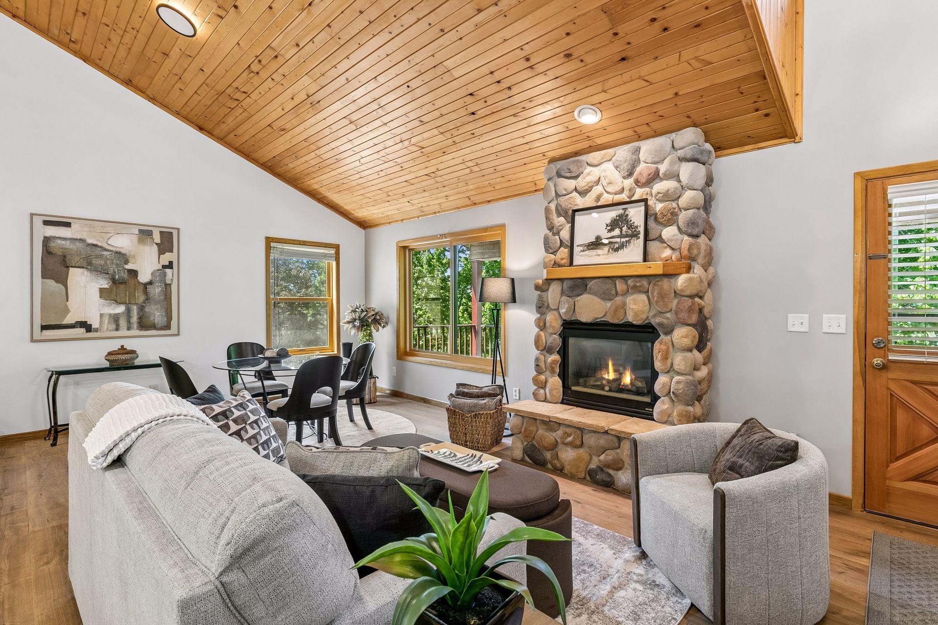 2271 Twin Bluff Road Red Wing, MN 55066 - Photo 8 of 66