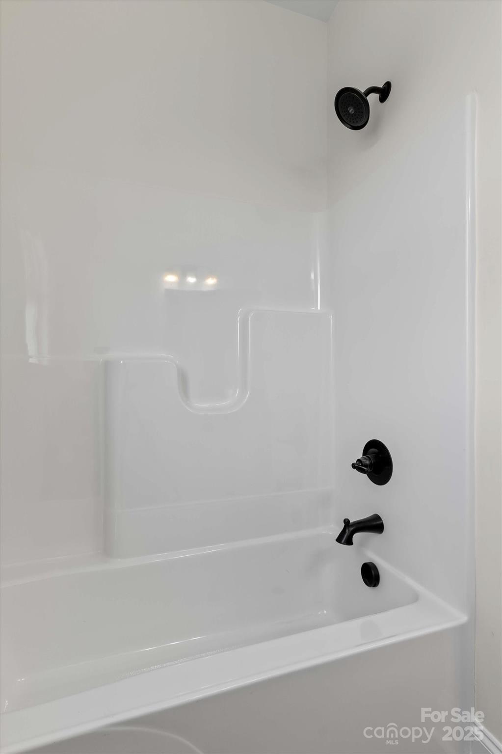 113 Cheval Trail Cleveland, NC 27013 - Photo 26 of 41 a bathroom with a bathtub