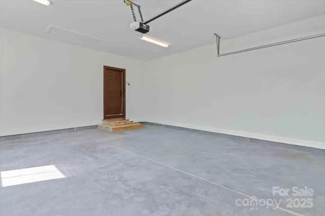 a view of a room with an empty space