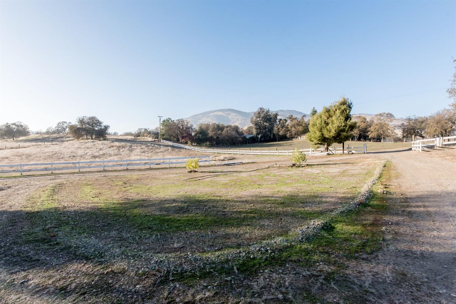 30910 George Smith Road Squaw Valley, CA 93675 - Photo 4 of 37 Gallery Image 4