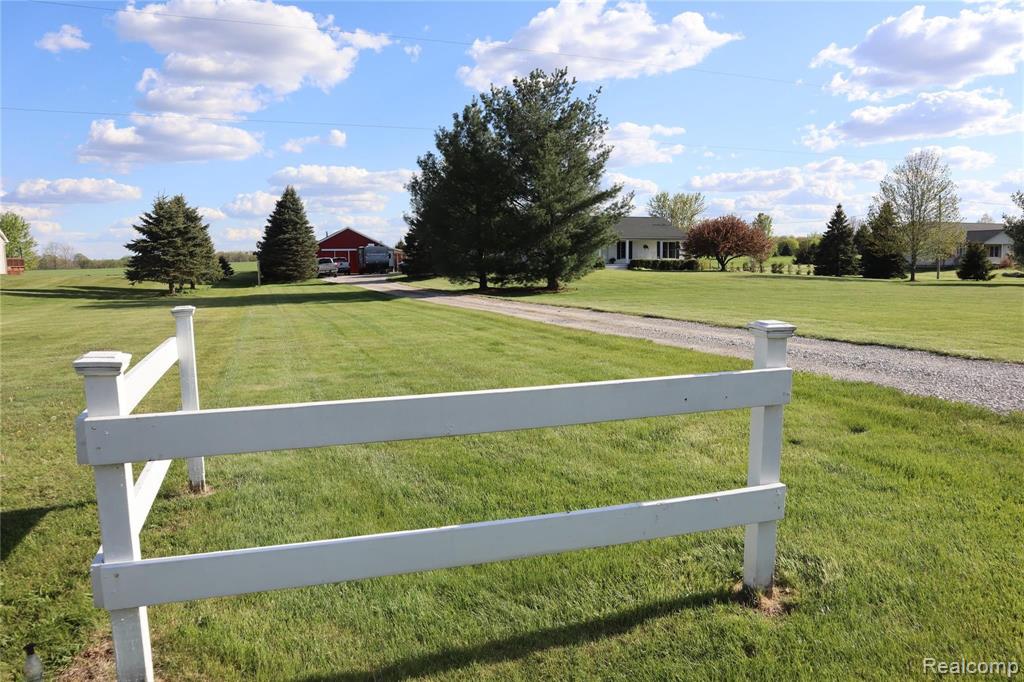 4752 Beard Road Byron, MI 48418 - Photo 30 of 34