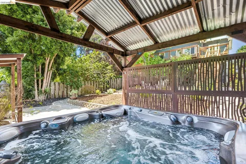 $998,000 | 3940 Ardley Avenue, Oakland, CA 94602