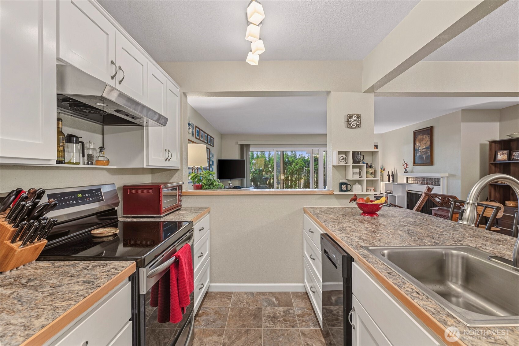 2021 North Laventure Road, Unit 103 Mount Vernon, WA 98273 - Photo 17 of 39