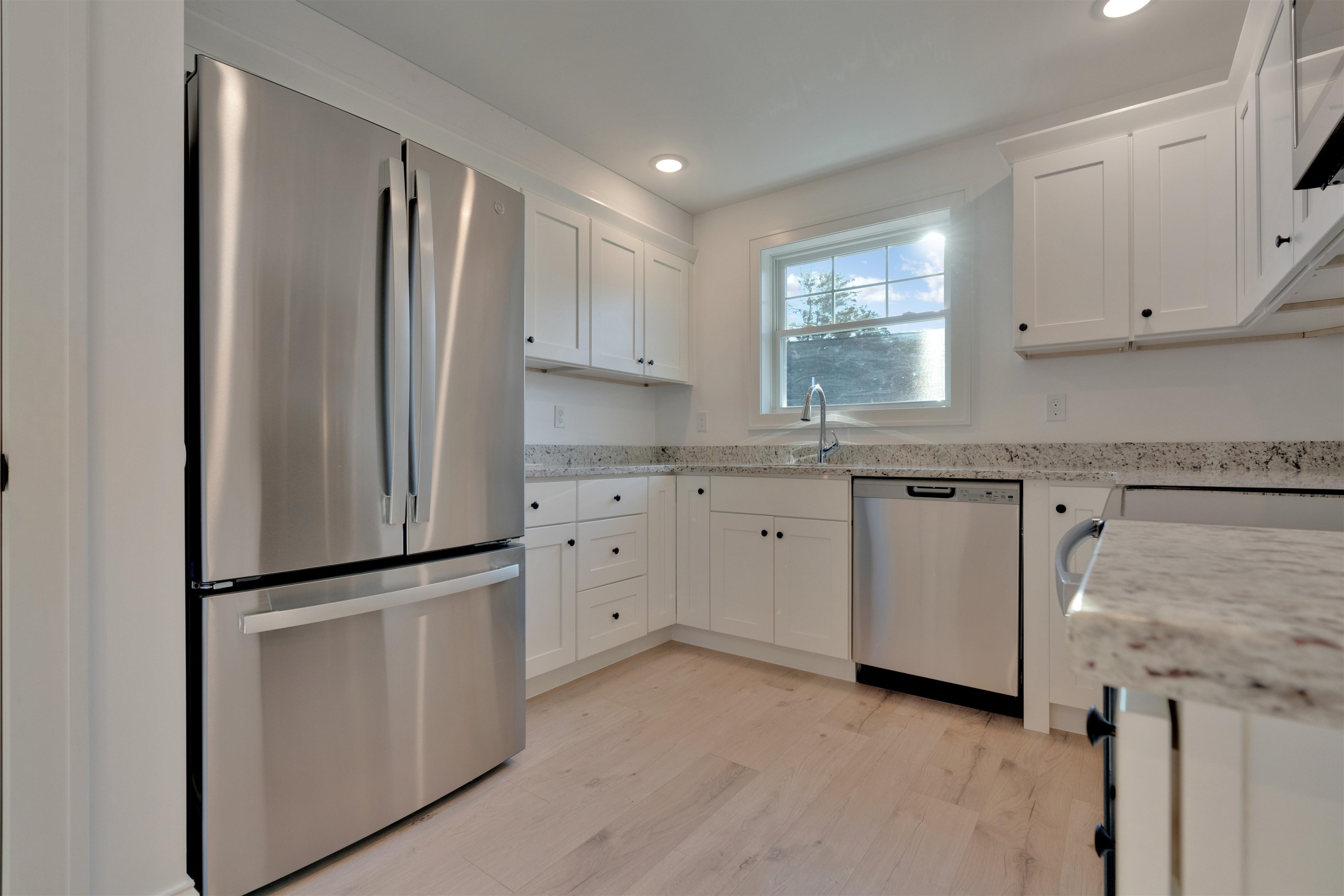 2 Cape Coral Way, Unit D Rochester, NH 03867 - Photo 5 of 24