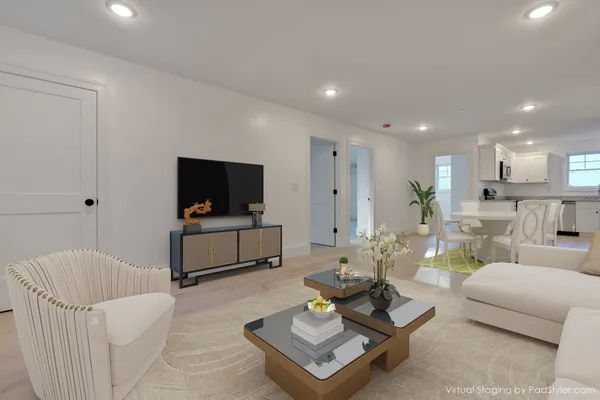 $279,000 | 2 Cape Coral Way, Unit D, Rochester, NH 03867