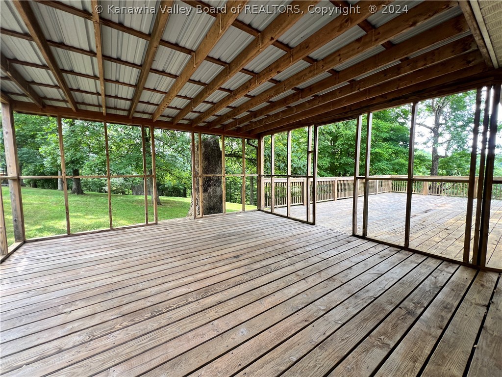 645 Elk Estates Elkview, WV 25071 - Photo 15 of 17 Gallery Image 15
