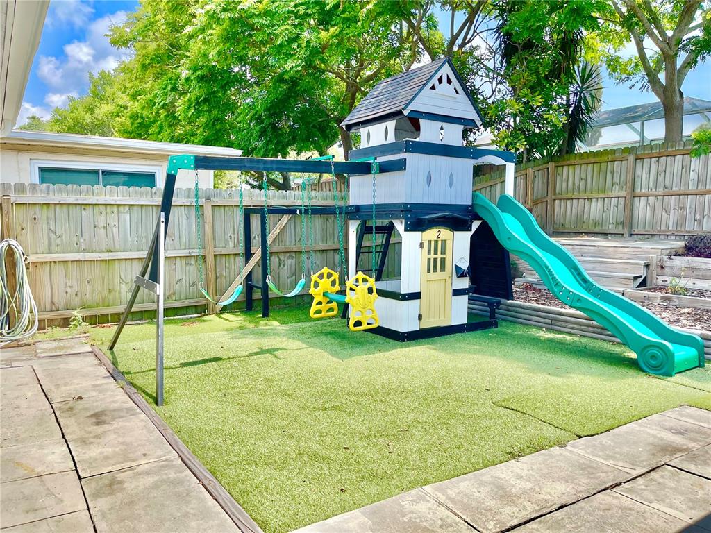 9011 Ledgestone Lane Port Richey, FL 34668 - Photo 33 of 36