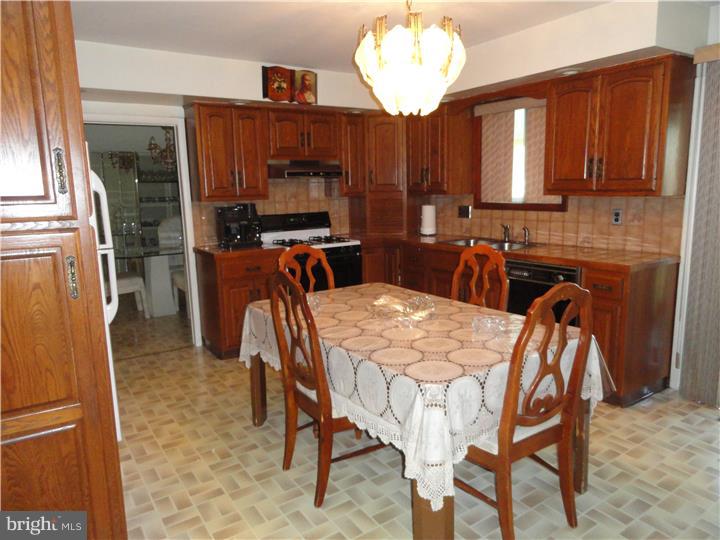 500 Drexel Road Fairless Hills, PA 19030 - Photo 6 of 17 Kitchen