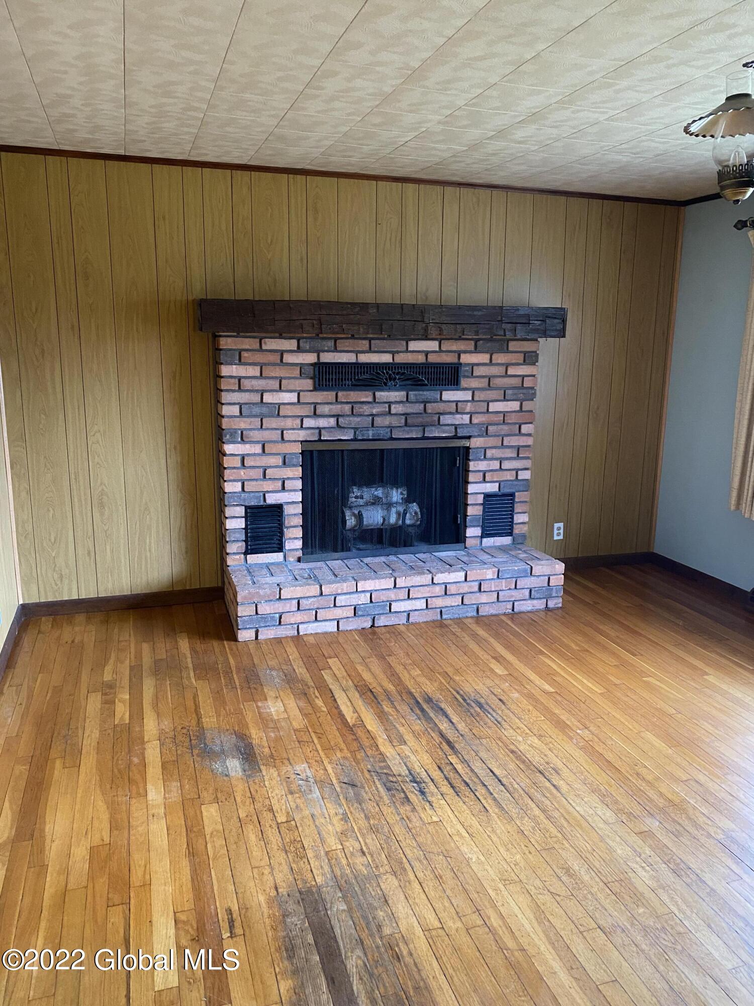 92 Baker Road Granville, NY 12832 - Photo 3 of 25 IMG_6690