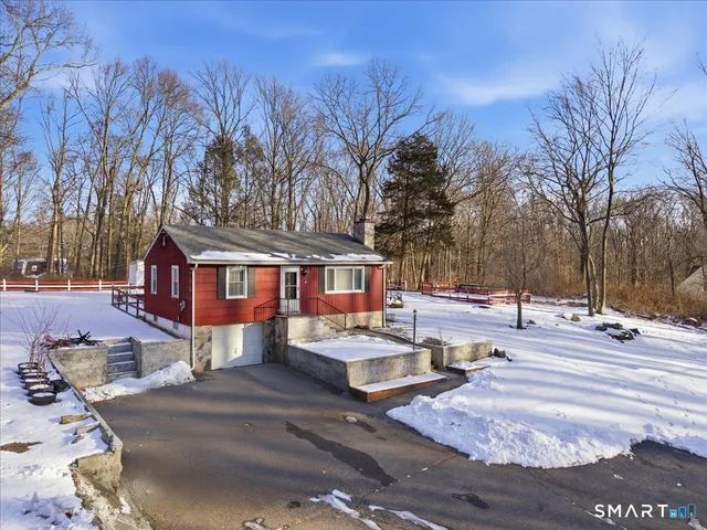 $549,000 | 286 Moose Hill Road, Monroe, CT 06468