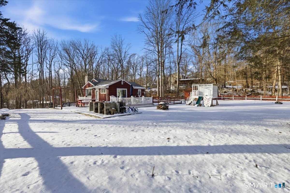 286 Moose Hill Road Monroe, CT 06468 - Photo 17 of 40