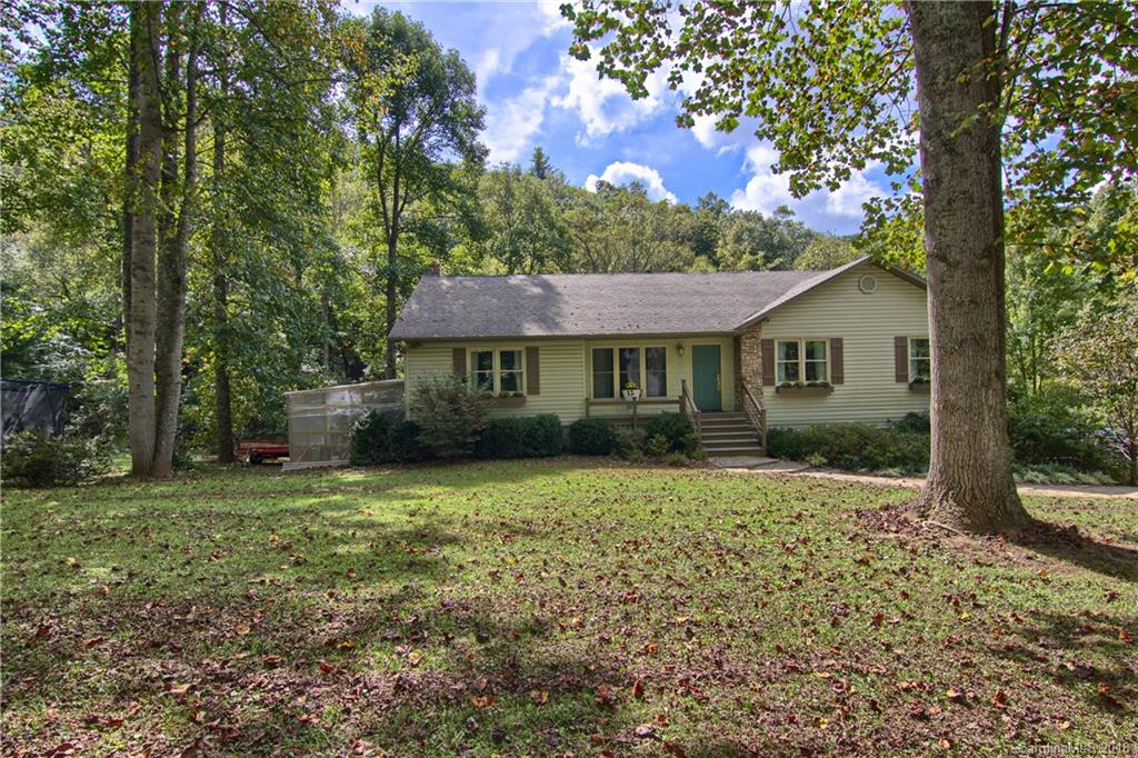 1227 Old Fort Road Fairview, NC 28730 - Photo 1 of 35 Gallery Image 1