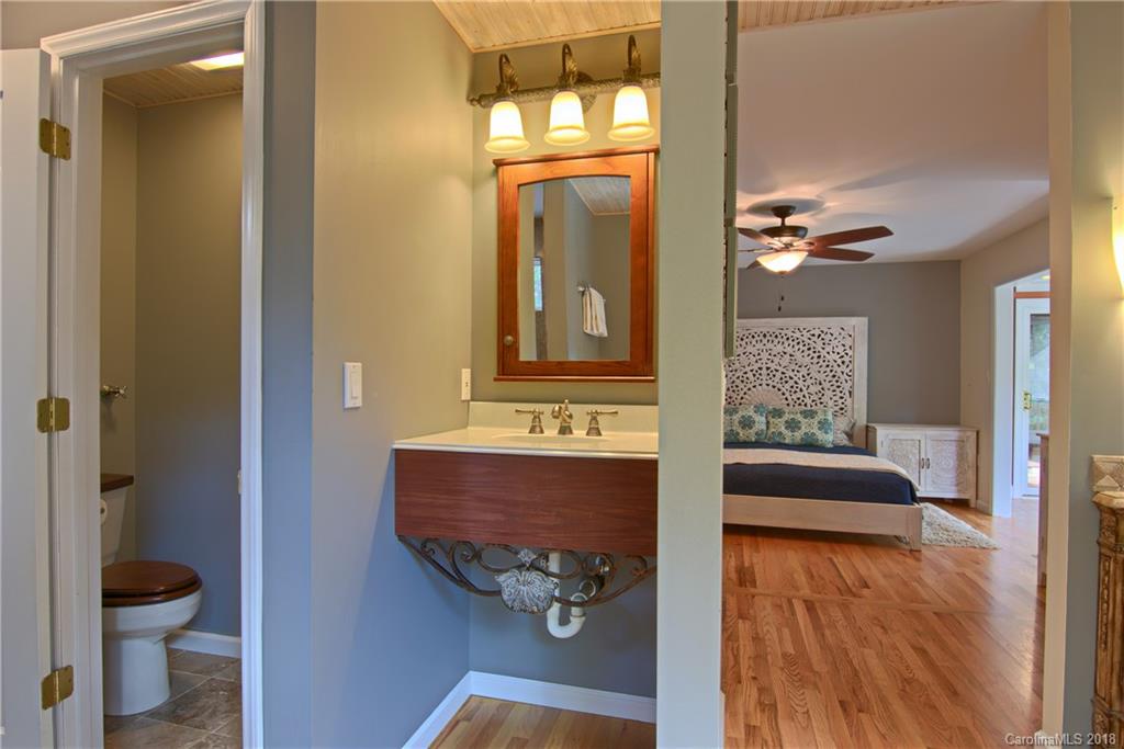 1227 Old Fort Road Fairview, NC 28730 - Photo 20 of 35 Gallery Image 20