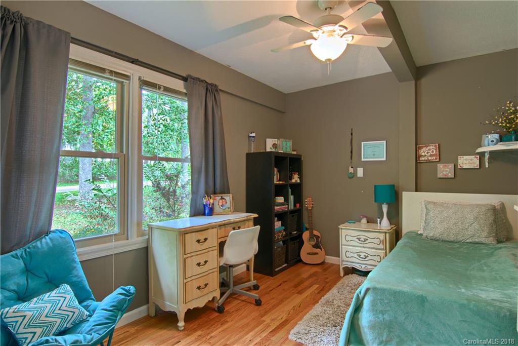 1227 Old Fort Road Fairview, NC 28730 - Photo 24 of 35 Gallery Image 24