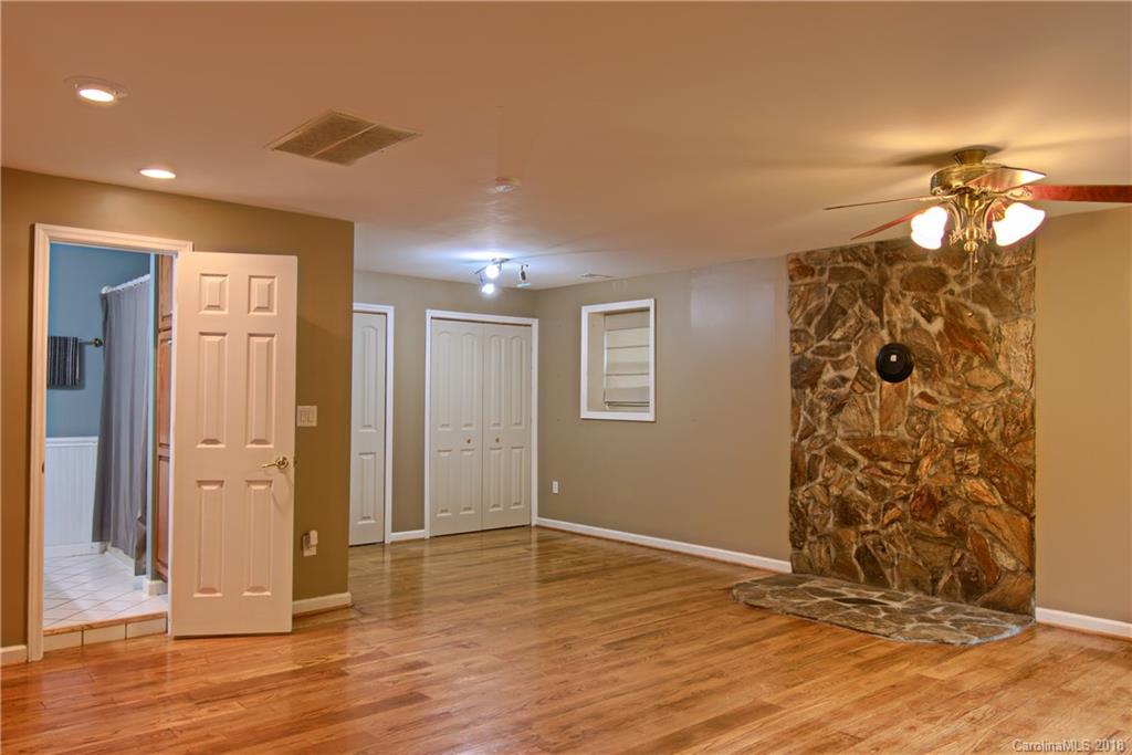 1227 Old Fort Road Fairview, NC 28730 - Photo 28 of 35 Gallery Image 28