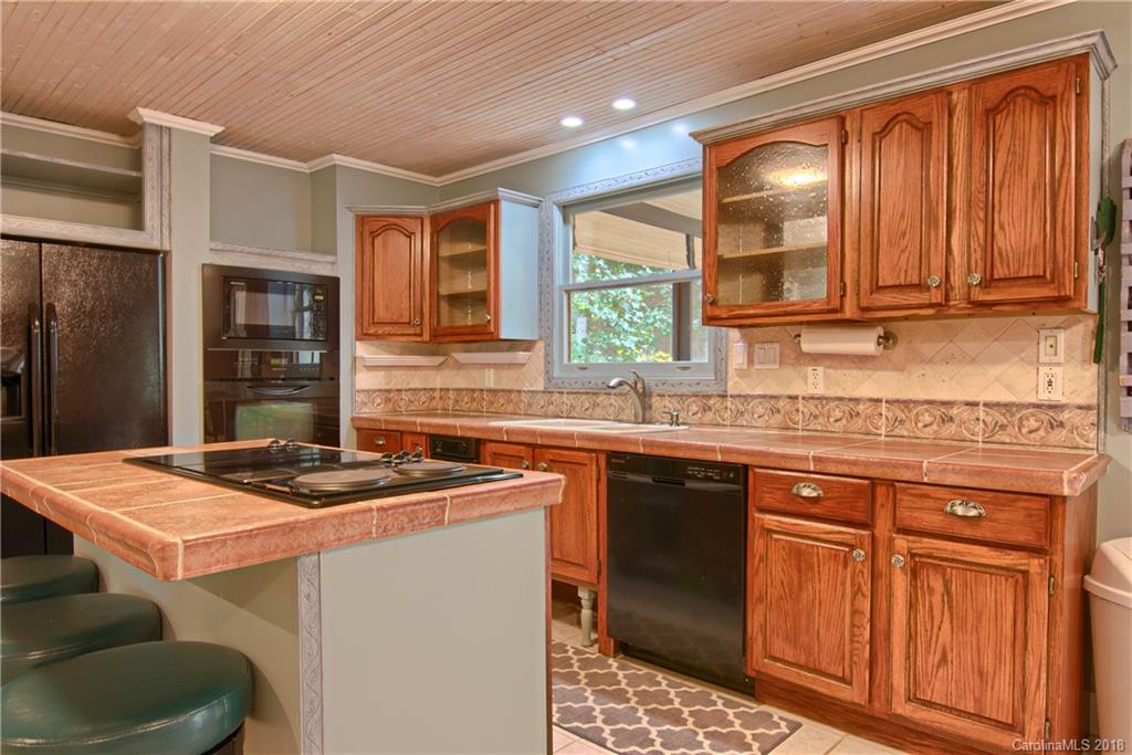 1227 Old Fort Road Fairview, NC 28730 - Photo 8 of 35 Gallery Image 8