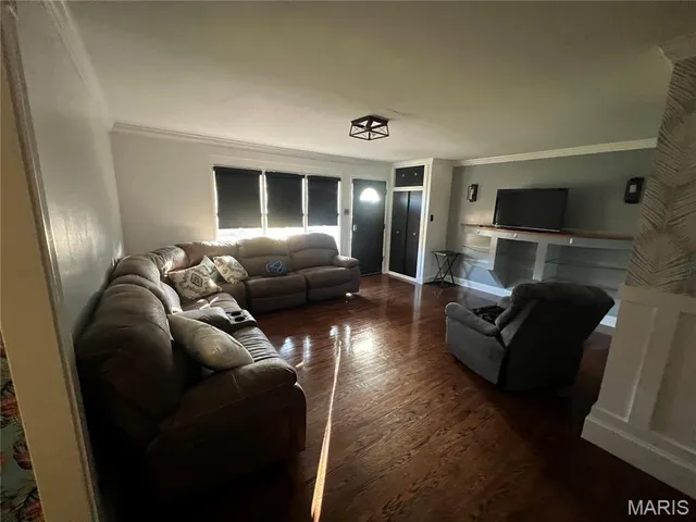 $2,000 | 9445 Palomino Drive, St. Louis, MO 63123