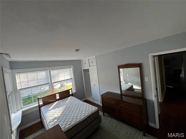 $2,000 | 9445 Palomino Drive, St. Louis, MO 63123