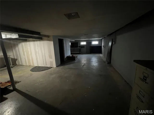 $2,000 | 9445 Palomino Drive, St. Louis, MO 63123