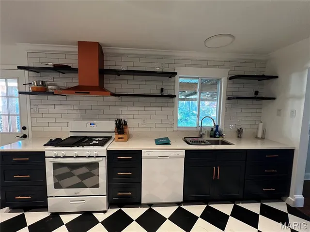 $2,000 | 9445 Palomino Drive, St. Louis, MO 63123