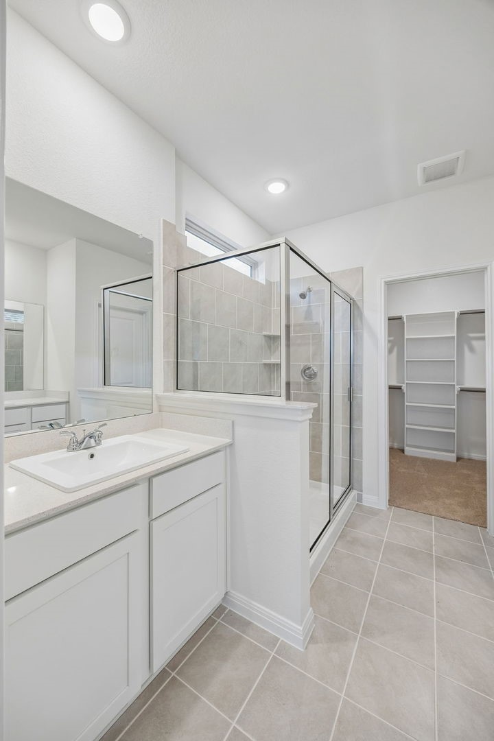 31012 Rena Coast Drive Huffman, TX 77336 - Photo 13 of 32 Primary Bathroom in the Magnolia home plan by Trophy Signature Homes – REPRESENTATIVE PHOT