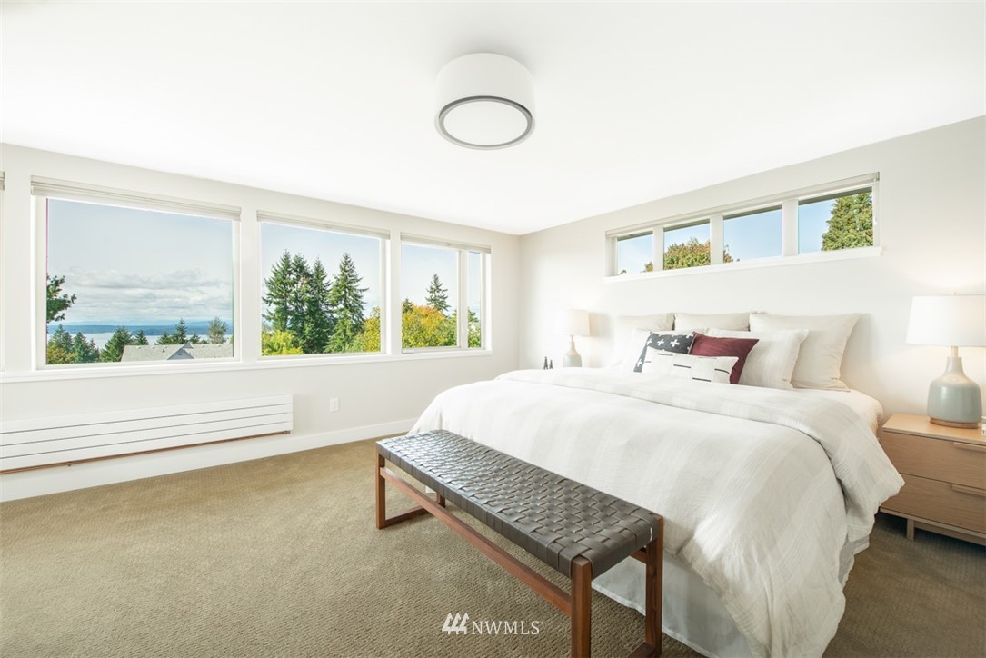 3702 Southwest Webster Street Seattle, WA 98126 - Photo 12 of 23 Gallery Image 12