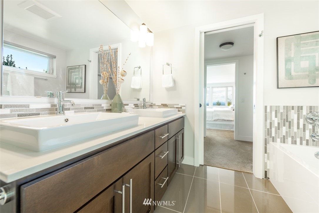 3702 Southwest Webster Street Seattle, WA 98126 - Photo 14 of 23 Gallery Image 14