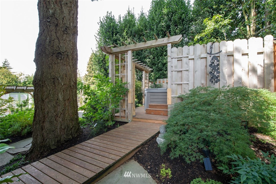 3702 Southwest Webster Street Seattle, WA 98126 - Photo 18 of 23 Gallery Image 18