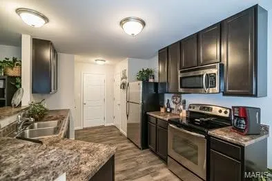$2,500 | 322 Wild Oak Drive, O'Fallon, MO 63368