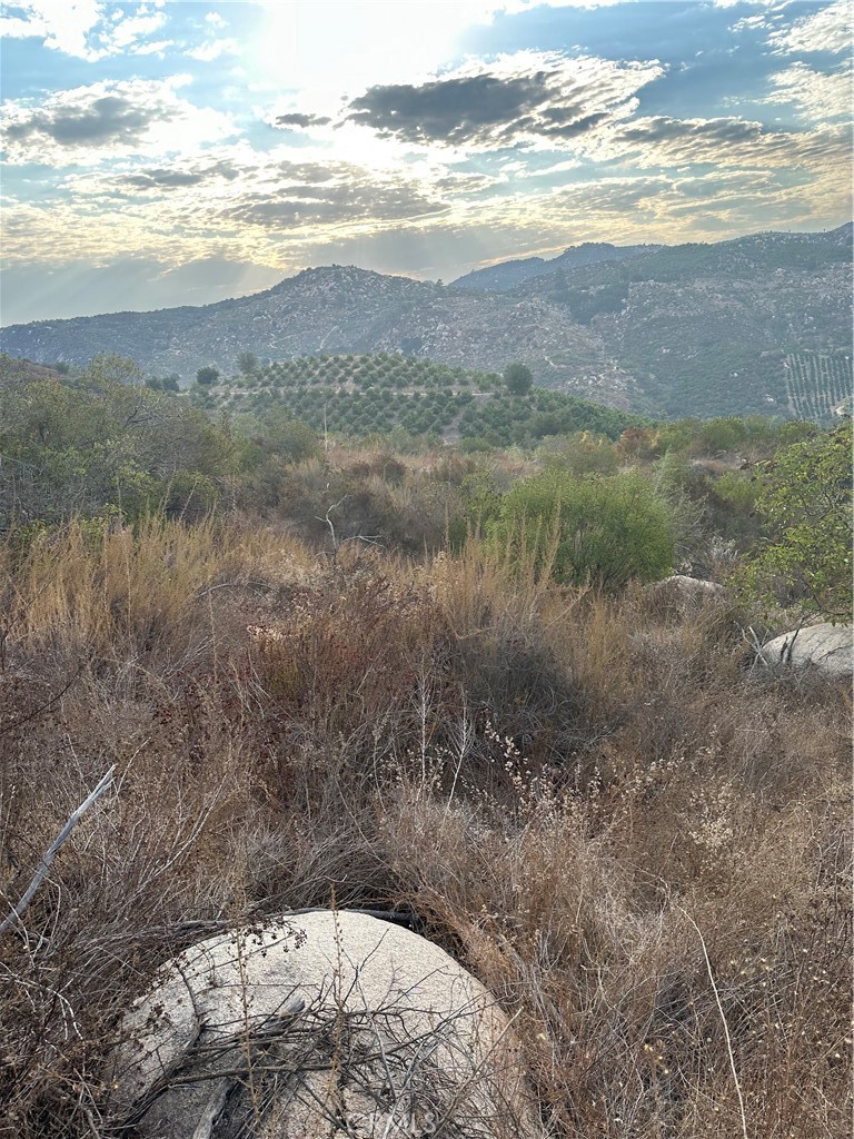 0 Vuelta Grande Road Temecula, CA 92590 - Photo 4 of 7 a view of an ocean and mountain